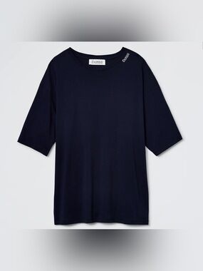 Women’s Daphne The Hannah Tee in Navy